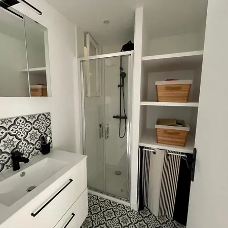 Escapade Luzienne アパート